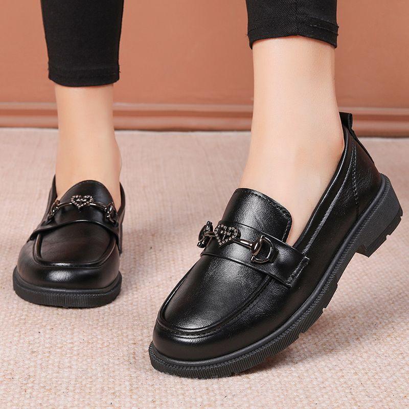 New Autumn Casual Shoes Medium Comfortable Soft Sole Non-slip Middle-aged Flat Shoes Soft Leather