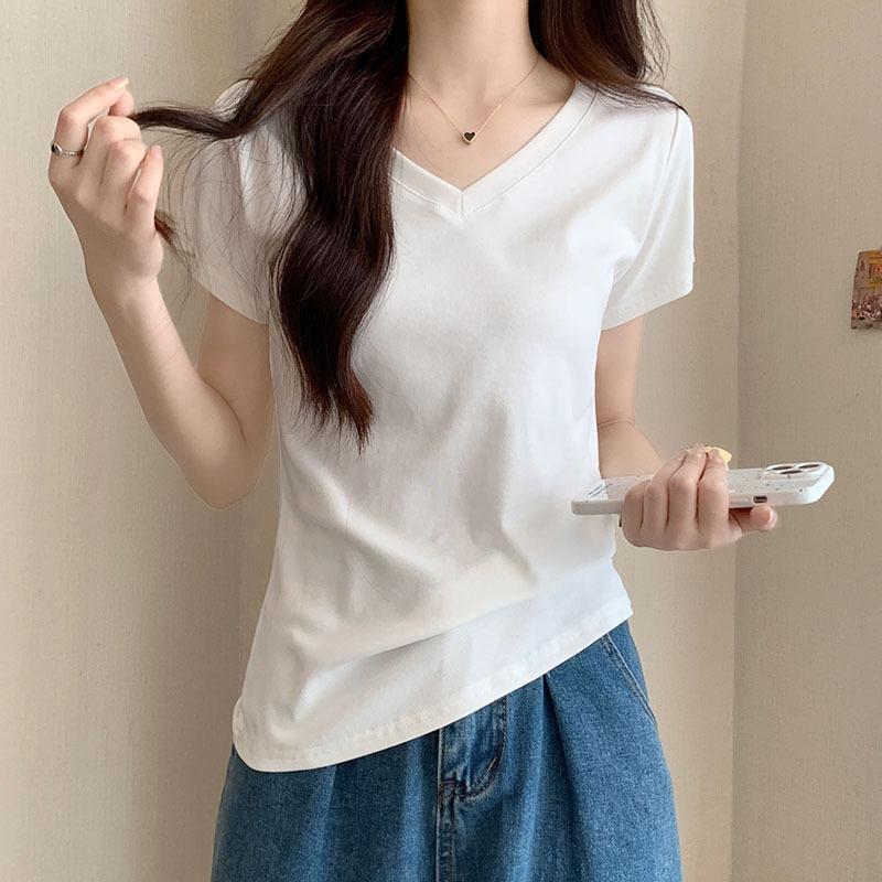 

Белая футболка из чистого хлопка с V-образным вырезом, женская, с короткими рукавами, новинка 2025 года, летний базовый стиль, топ с короткими рукавами на правом плече для невысоких людей S