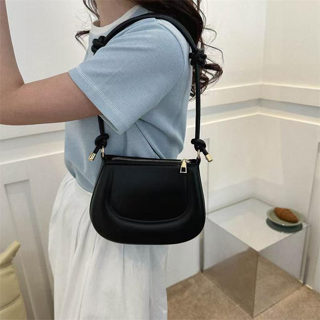 Minimalist Small Shoulder Bag Underarm Bag Crossbody Bag with Adjustable Strap for Everyday Use and Casual Outings
