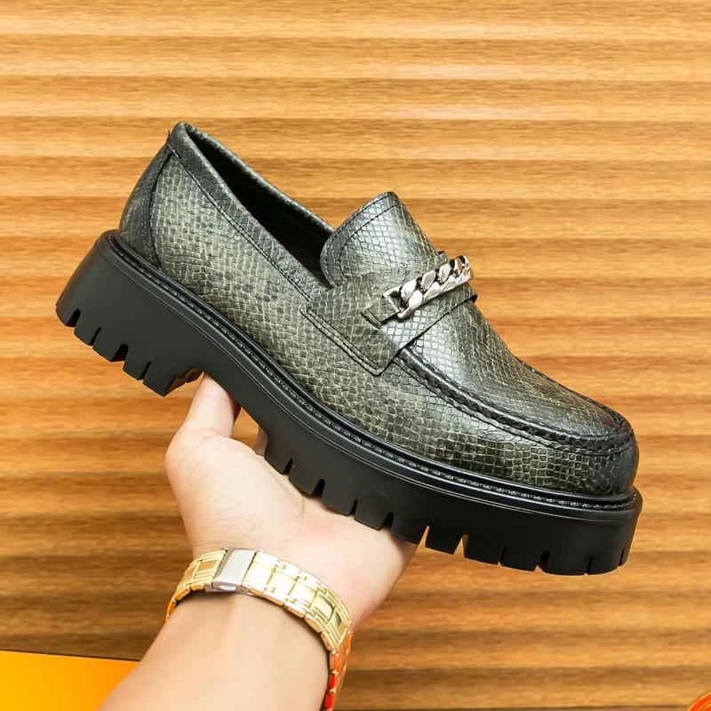 Hot Selling Elegant Loafers Shoes Korean Style Thick Soled Comfortable Men Party Business Shoes Men Leather Casual Driving Shoes