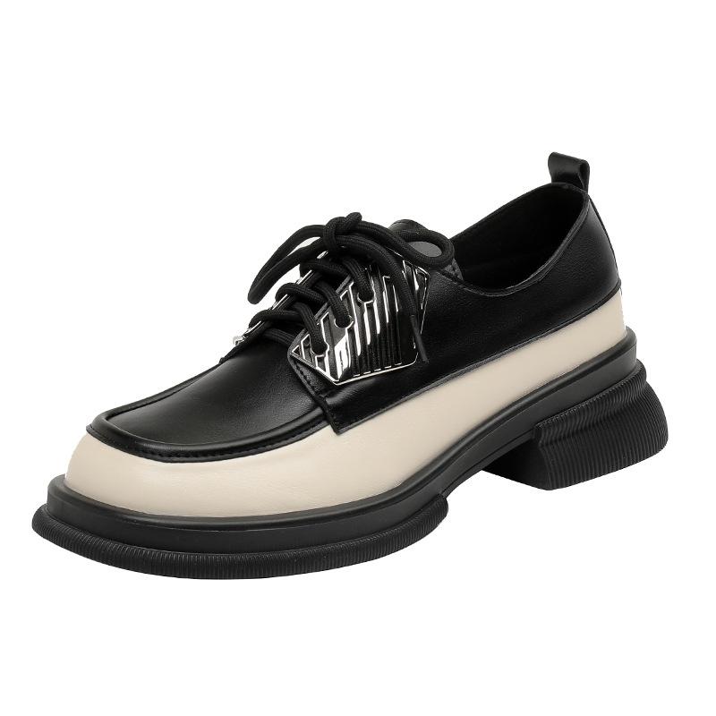 Black White Leather Patchwork Platform Shoes Woman Lace Up Metal Decoration Flats Thick Bottom Lolita Brogues Shoes Big Size 43