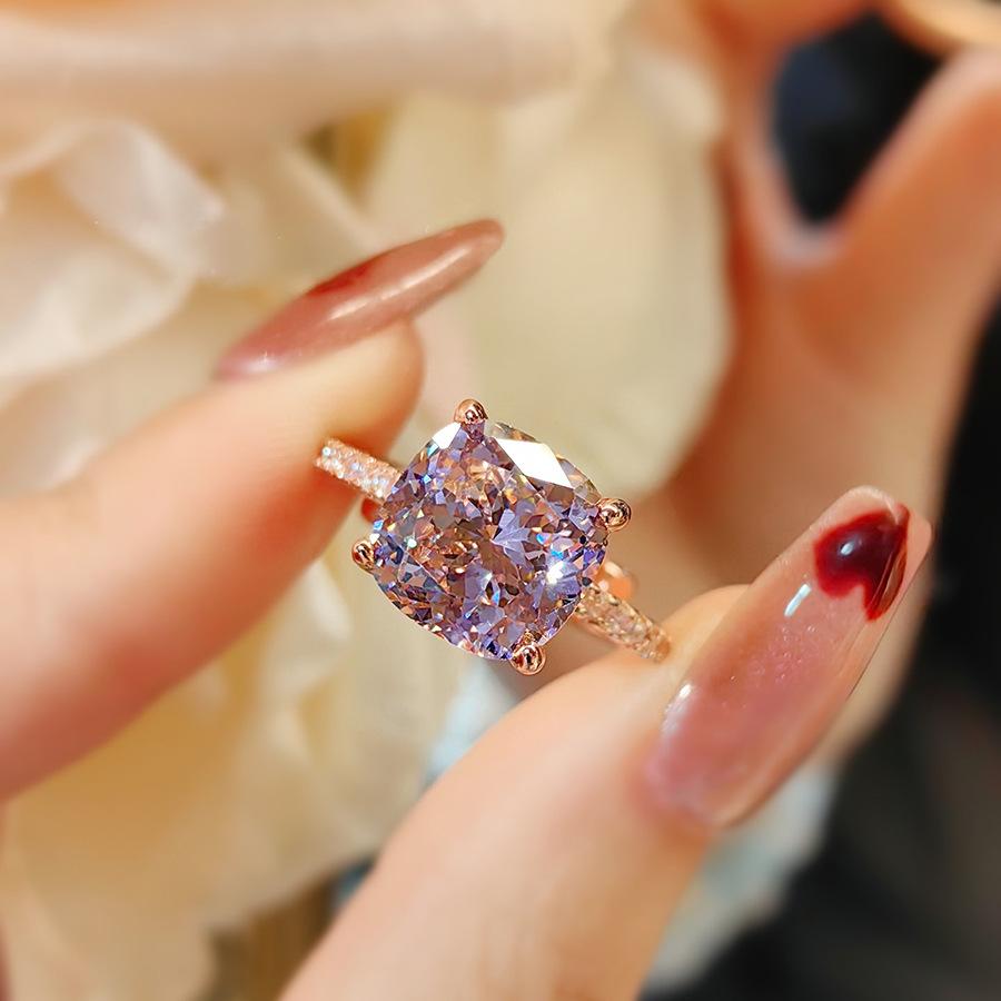 Premium Ice Flower Cut Medela Small Sugar Cube Ring Luxury Caramel Color Purple High Carbon Diamond Rose Gold Diamond Ring Women