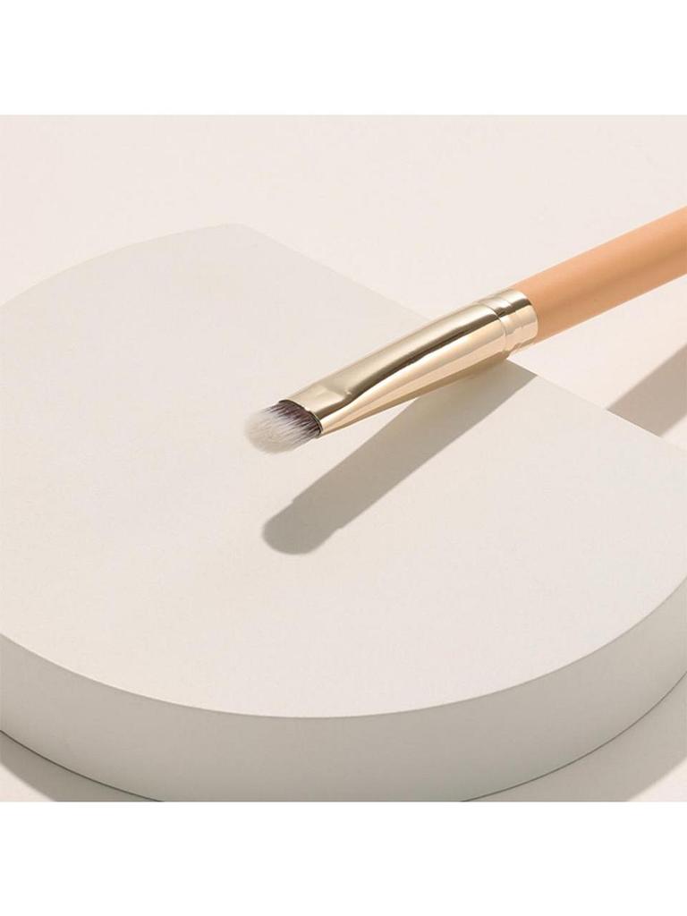 THE TOOL LAB [Point Shadow Must-Have] 207 Cream Eyeshadow Brush