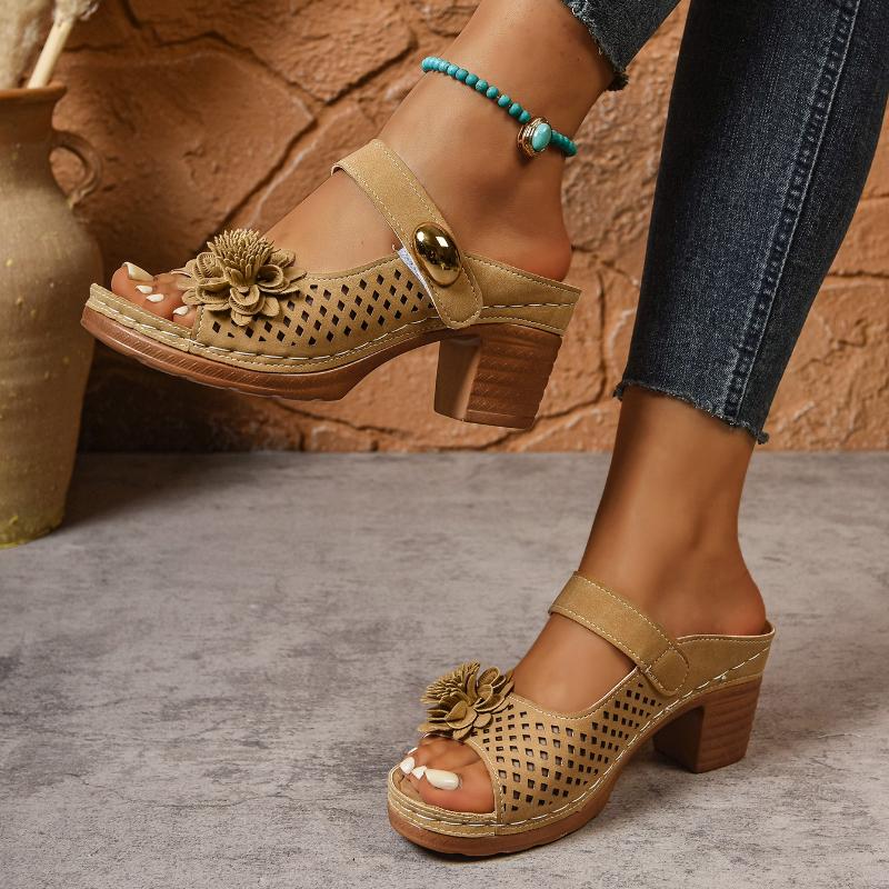 Fashion 2025 New Women Flowers Strap Summer Sandals with Metal Buckles Casual Open Toe Square Heels Beach Shoes Casual Women Sandals