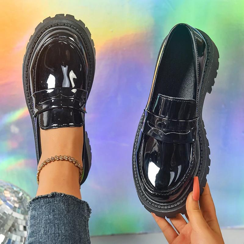 Fashion 2025 Spring New Pu Leather Loafers Women Vintage Soft Bottom Med Heel Pumps Ladies Outdoor Wear Resistant Platform Shoes Mujer