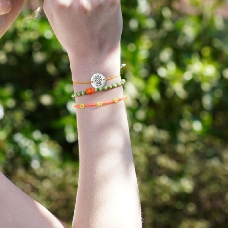 BONBEAU Flower Crush Neon Color Beads Bracelet Smile Charm Neon Color Flower Bead Bracelet