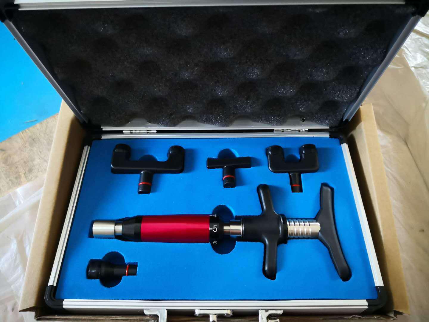 

Chiropractic Spine Adjustment Gun - Manual Micro-Adjustment Tool