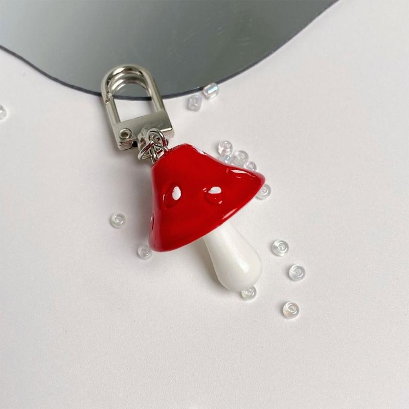 Mushroom Theme Keychain Colorful Resin Artwork For Keys Backpacks Trendy Practical Gift For Birthdays Celebrations