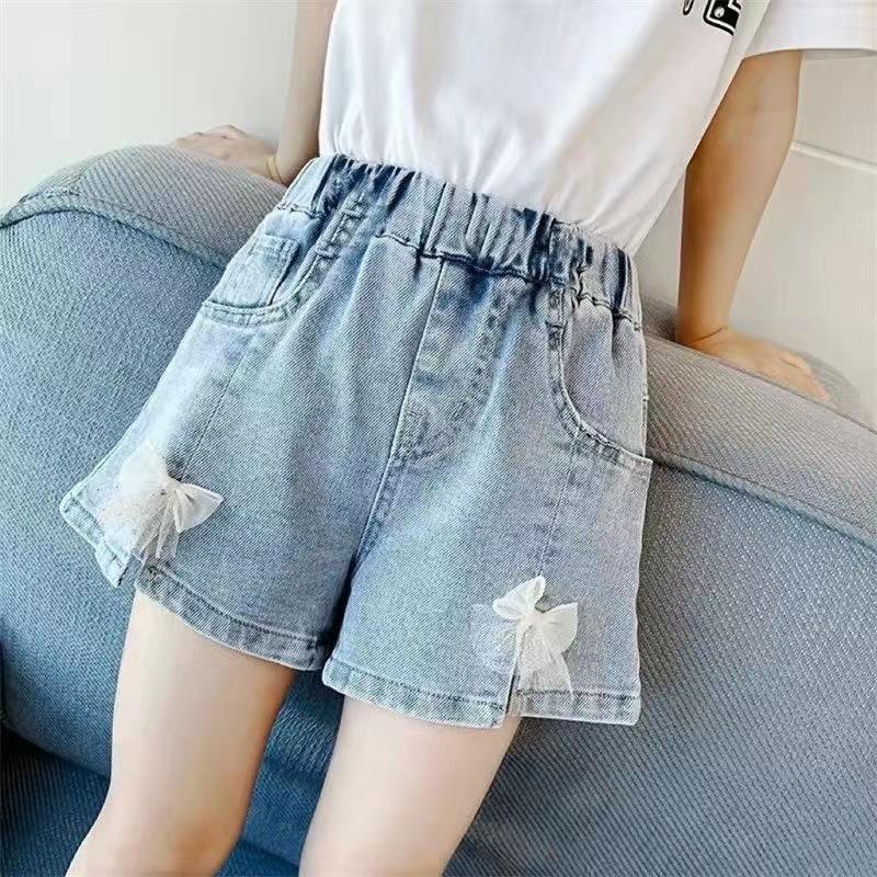 

Джинсовые шорты для девочек, коллекция 2024 года, детская одежда, повседневная верхняя одежда с вышивкой и принтом, свободные тонкие шорты, джинсы для девочек 140