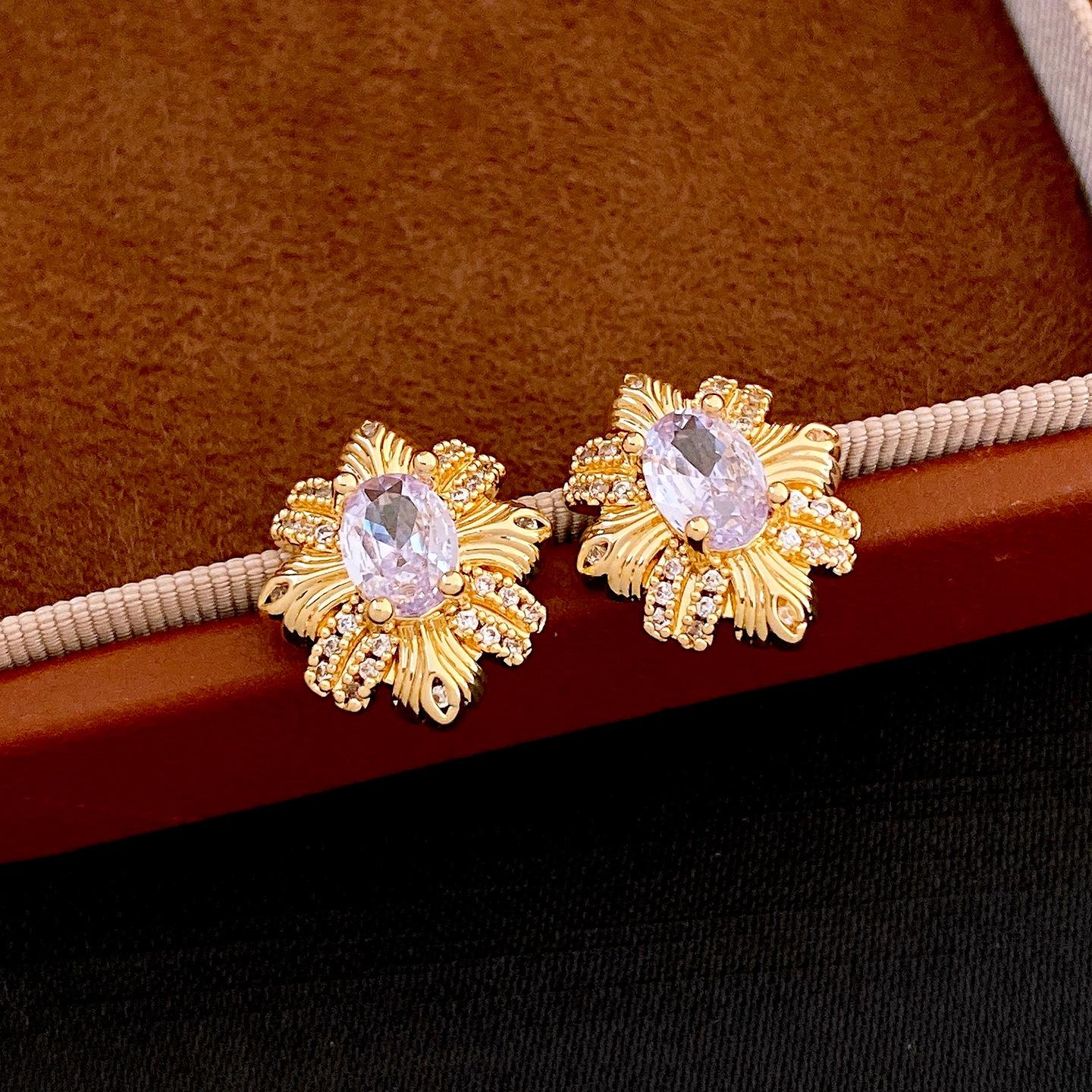 French exquisite and simple zircon rhombus stud earrings niche earrings personalized versatile earrings women