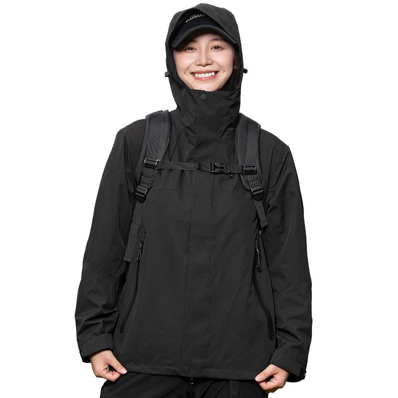 2024 Stylish 3-in-1 Heat-Sealed Couples Windbreaker: Waterproof, Windproof Outdoor Team Mountaineering Suit