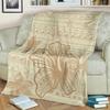 A Vintage Polynesian Style Flannel Blanket with Hawaiian Hibiscus and Burmese Gardenia Patterns, Suitable for Sofa, Bed or Dormitory Decoration, Comfo
