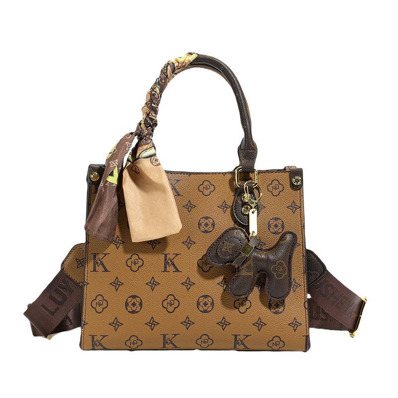 

Light luxury high-end hand bag women s summer new trendy fashion printed messenger bag shoulder tote bag small коричневий