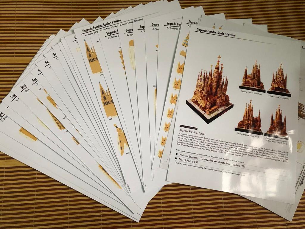 3D Assembly Model Paper Craft World Historic Building (Sagrada Familia)