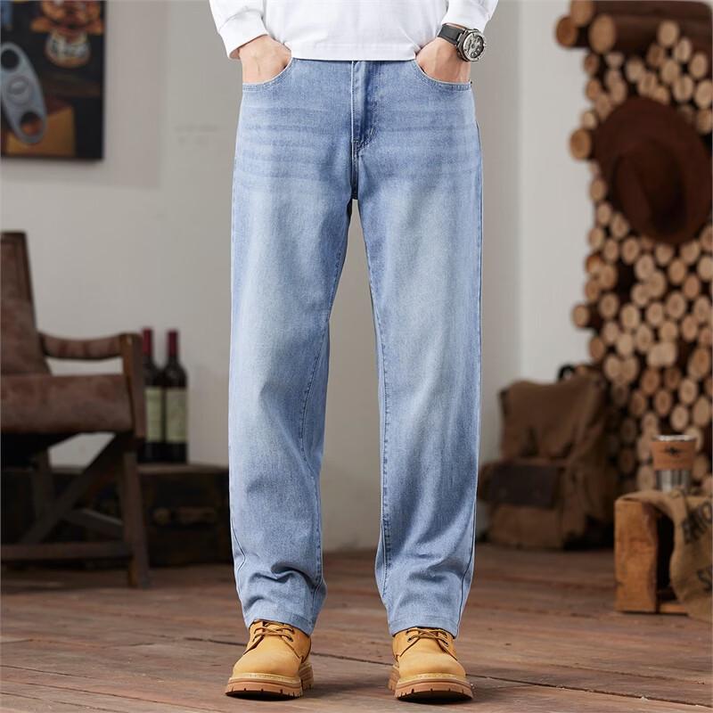 JEEP Men's Lyocell Blend Straight Leg Jeans