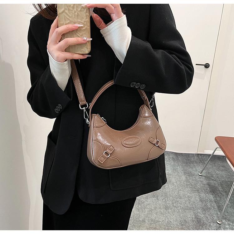 2023 New Arrivals Wine Red Urban Simple Pu Dumpling Bag Shoulder Crossbody Bag For Women