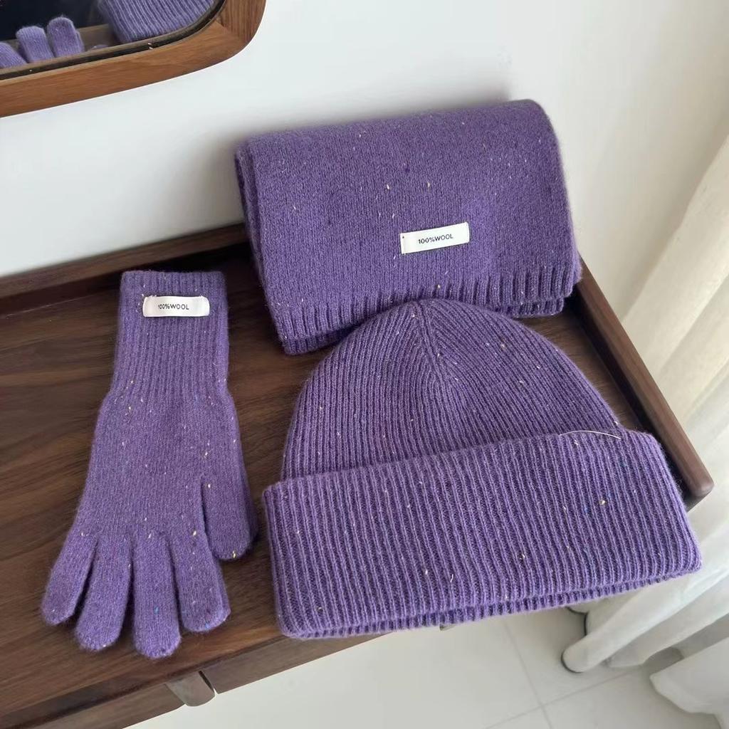 Autunno e inverno caldo blu lana lavorata a maglia cappello di lana guanti sciarpa set da tre pezzi donne e uomini regalo retrò