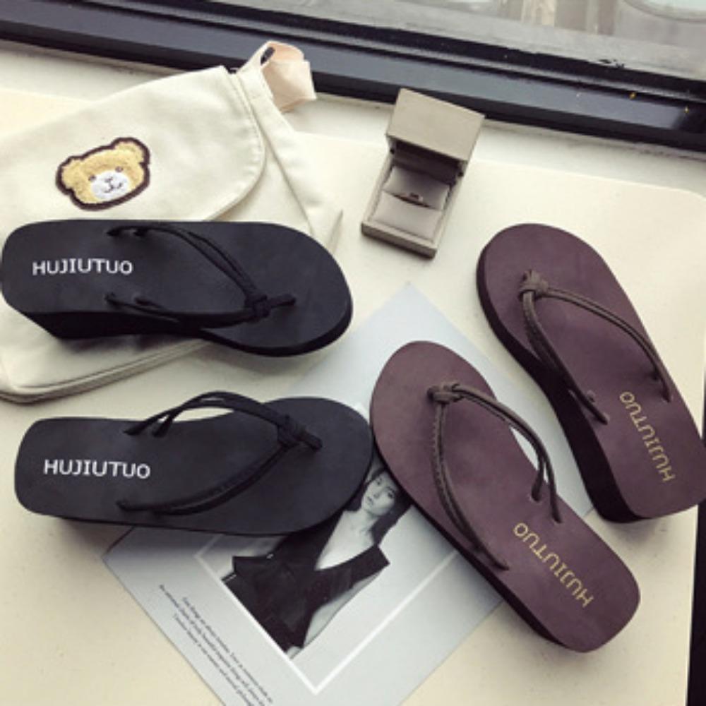 Fashion High Heels Clip On Sandals Summer Thick Soled Beach Anti Slip Slope Heel Flip Flops Womens Outdoor Wear Simple Beach Women Shoes