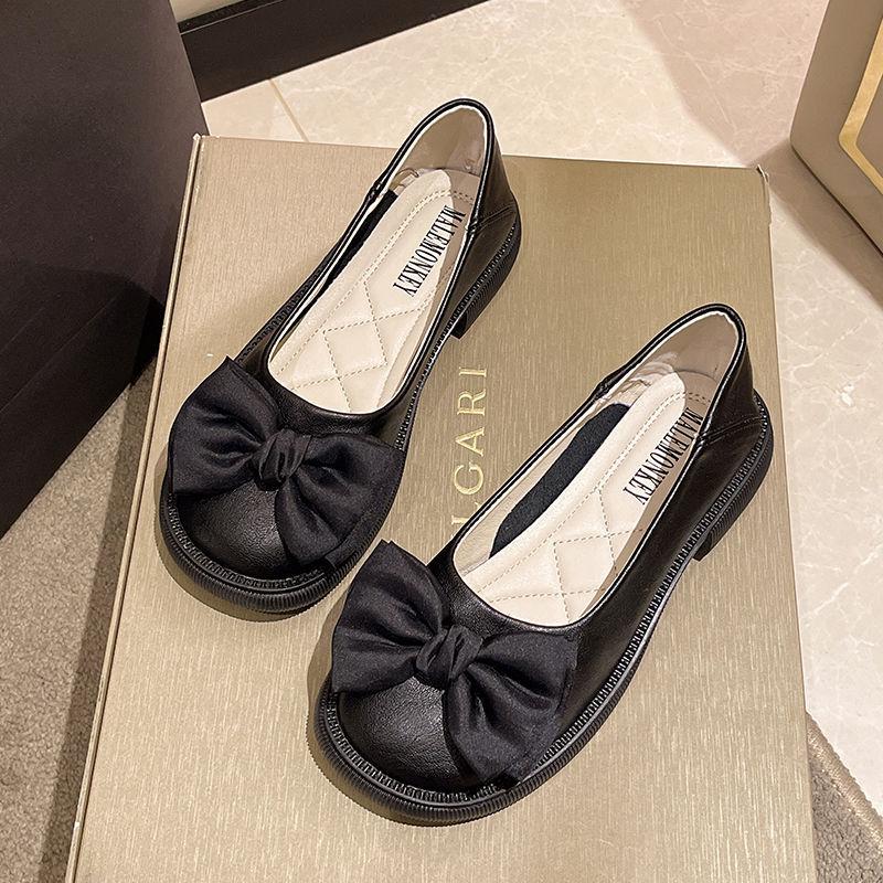 French flat-soled small leather shoes for women 2025 spring and summer new British style versatile one-pedal single shoes for pregnant women loafers