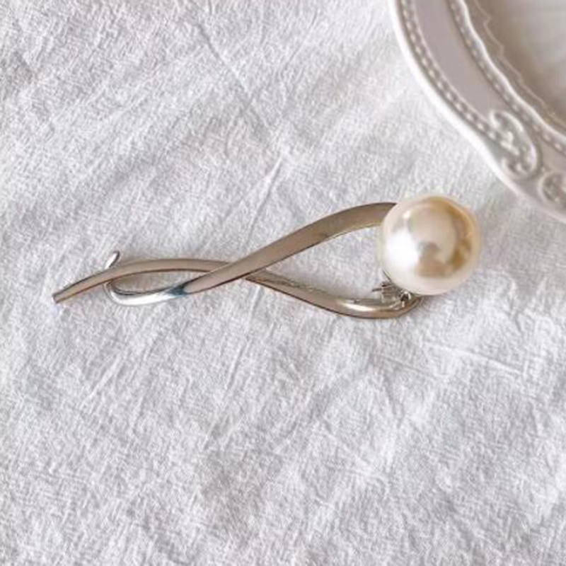 Elegant S Shape Pearl Hair Claw Clip for Women Hair Bun Hairpin Headwear Rhinestone Metal Barrettes Banana Twist Clips Jewelry