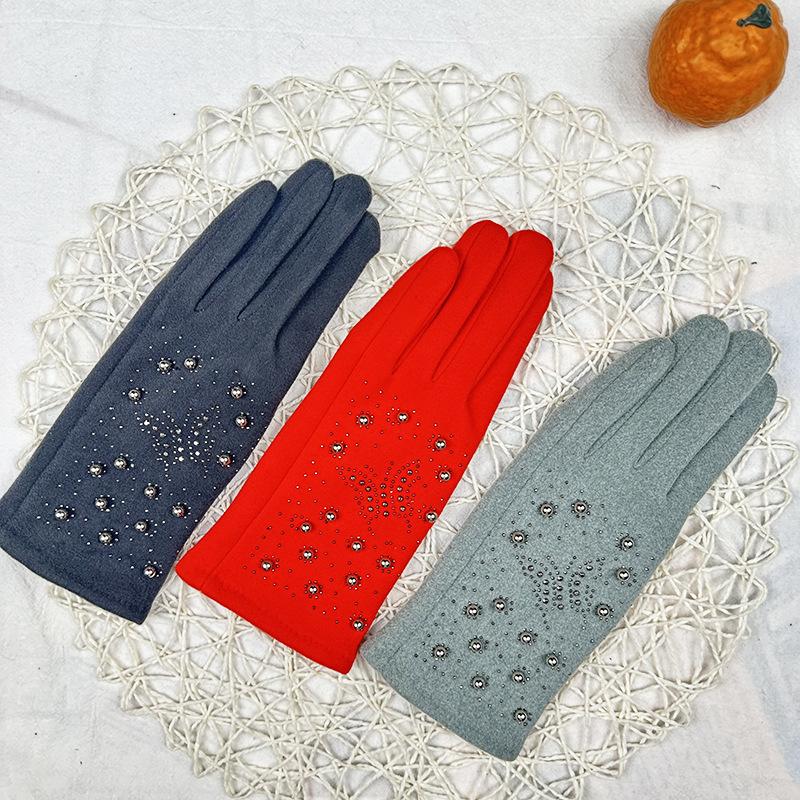 Fashion Women'S Imitation German Velvet Bright Diamond Pearl Gloves Thermal And Velvet Riding Gloves