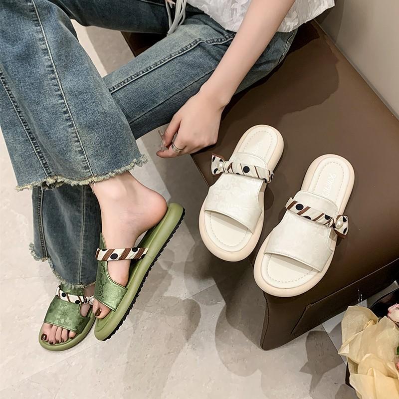 2024 Summer New Open Toe Sexy Solid Peep Toe Thick Sole Wedge Heel Slippers for Women Outwear Comfortable Women's Sandals