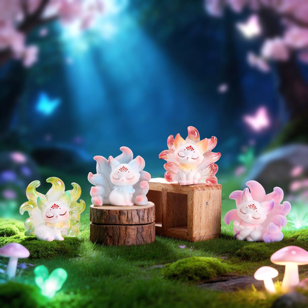 Kunlun Nine-Tailed Fox: 2nd Gen Lighted Resin Figurine - Little Fox Desktop Ornament
