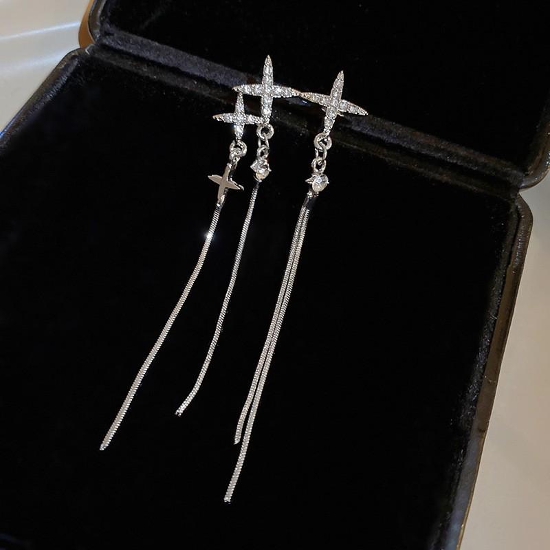 Silver Needle Rhinestone Leaf Tassel Stud Earrings for Women - Elegant, Fashionable, Niche Design Jewelry with a Luxurious Feel