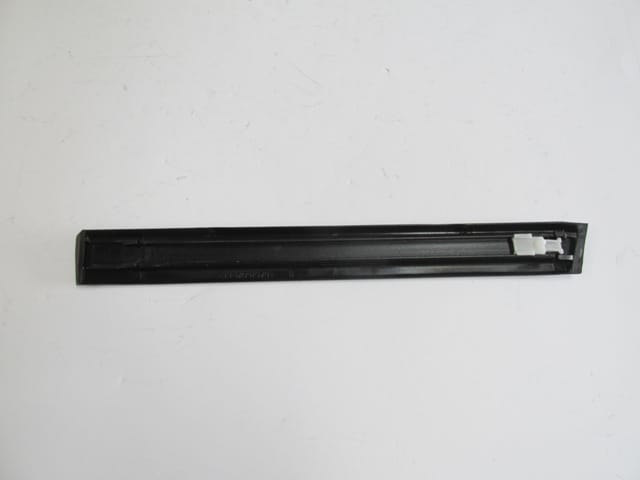 

Для BMW 5 Серії E34 1988-1995 Передня Ліва Накладка Крила Oem 51131944941