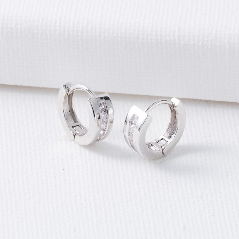 

Нишевая персонализированная мода простые женские серьги с микро-инкрустацией из циркония, блестящие серьги, легкие, роскошные, высококачественные серьги, новые продукты