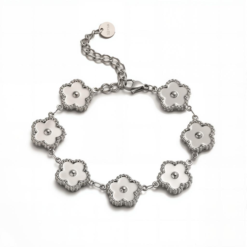 Wholesale Non-Fading Gold Color 316L Stainless Steel Heart Charm Bracelet For Women Casual Daily Jewelry
