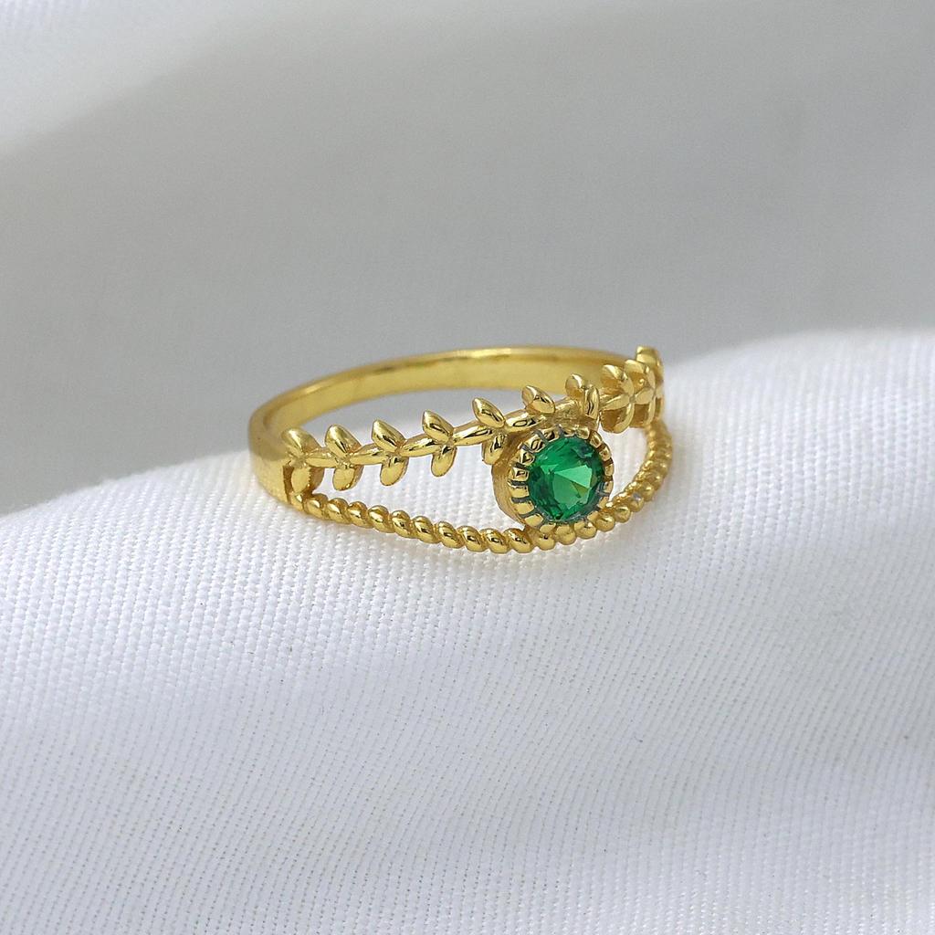 Anillo de Circonita Verde con Baño de Oro Amarillo, Joyería Hecha a Mano de Plata de Ley 925, Joyería para Mujer