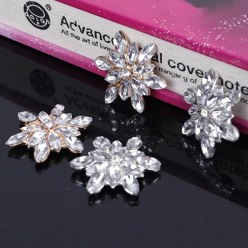 Engood 50Pcs Christmas Snowflake Crystal Rhinestone Button Embellishment DIY Hair Accessories Sewing Trim Embellishment Craft