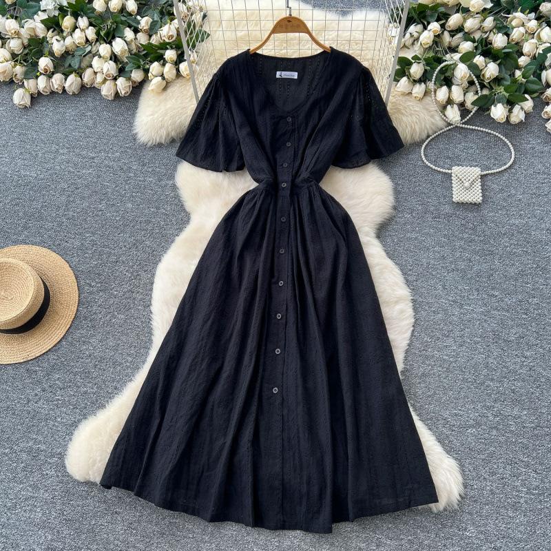 Summer women's niche French heavy industry embroidery waist V-neck short-sleeved dress women's thin temperament single-breasted long dress
