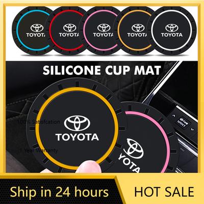 Velgdoppen 2 stuks Siliconen Auto Waterbekerhouder Onderzetter Antislip Pad Mat Voor Toyota Avalon Verso Fortuner 4Runner Highlander Land C