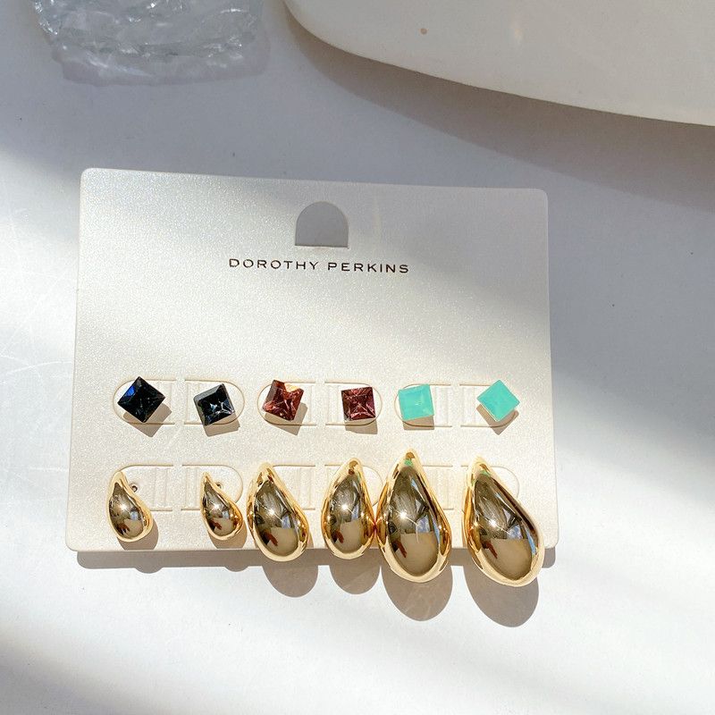 

European and American Foreign Trade Fashion, Unique and Simple Niche Design, Geometric Metal Light Luxury Gradient Water Drop High-End Earrings Default