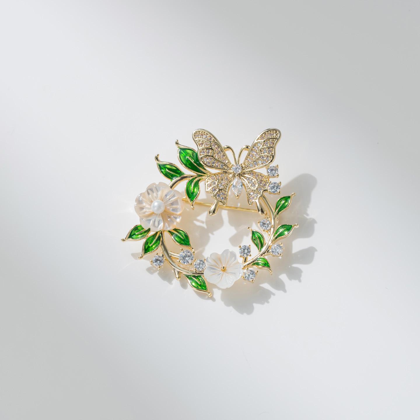 Bo Xin Yun Elegant Shell & Diamond Butterfly Brooch for Women s Qipao Jackets