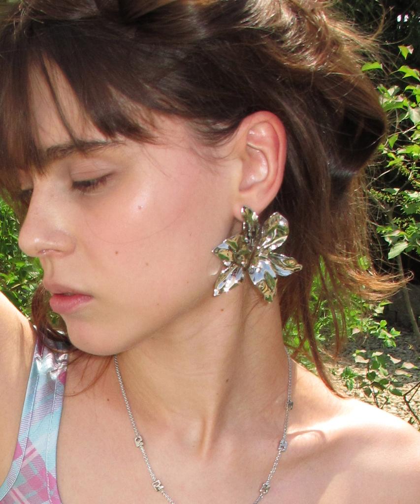 Centaur.Kr Lily Silver Earrings_Silver