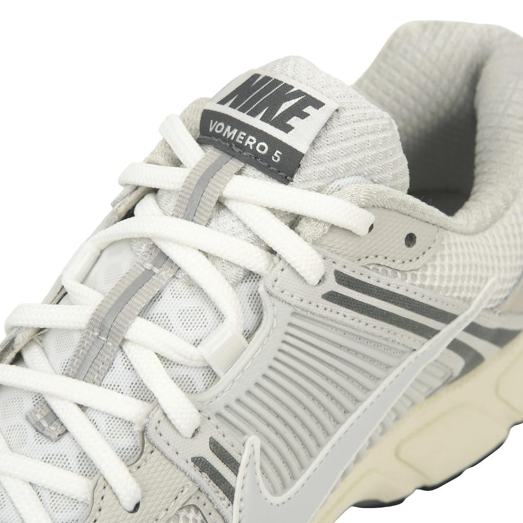 Nike Air Zoom Vomero 5 Platinum Tint Unisex-Sneaker Weiß Kaschmir Eisen-Grau HF0731-007