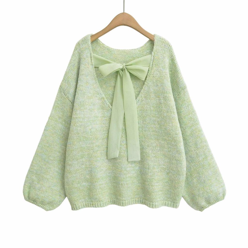 2024 Winter Women's European & American Style Backless Bow Long Sleeve Knitted Sweater