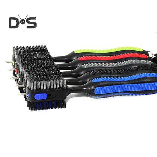 Golfschlägerbürste, Golfschläger-Reinigungswerkzeug mit magnetischem, einziehbarem Karabiner, leichtes Golfzubehör für Herren, Outdoor-Sport