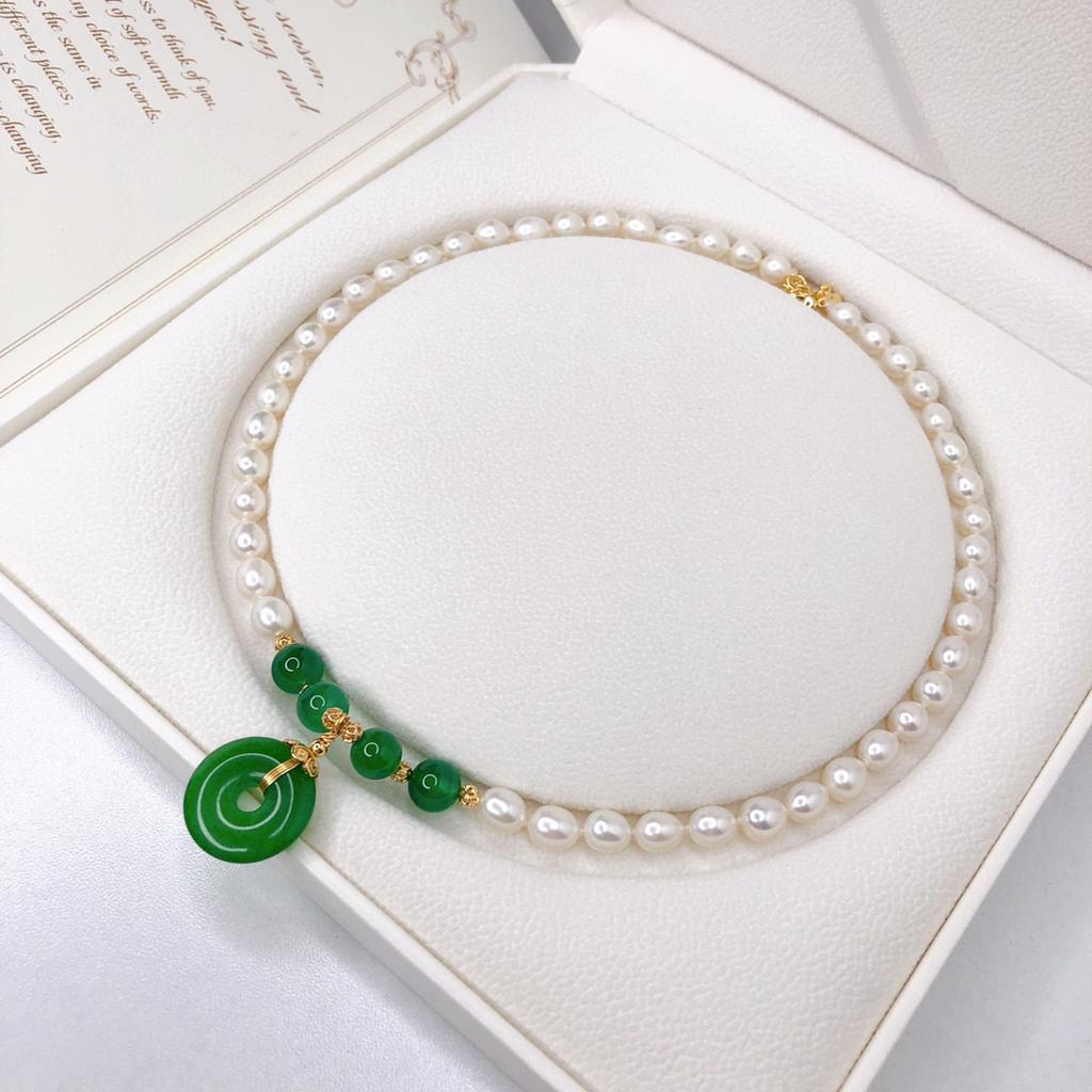 Natural Freshwater Pearl Necklace Accessories Women's Summer Green Chalcedony Safety Buckle Pendant Light Luxury Niche Versatile Collarbone Chain