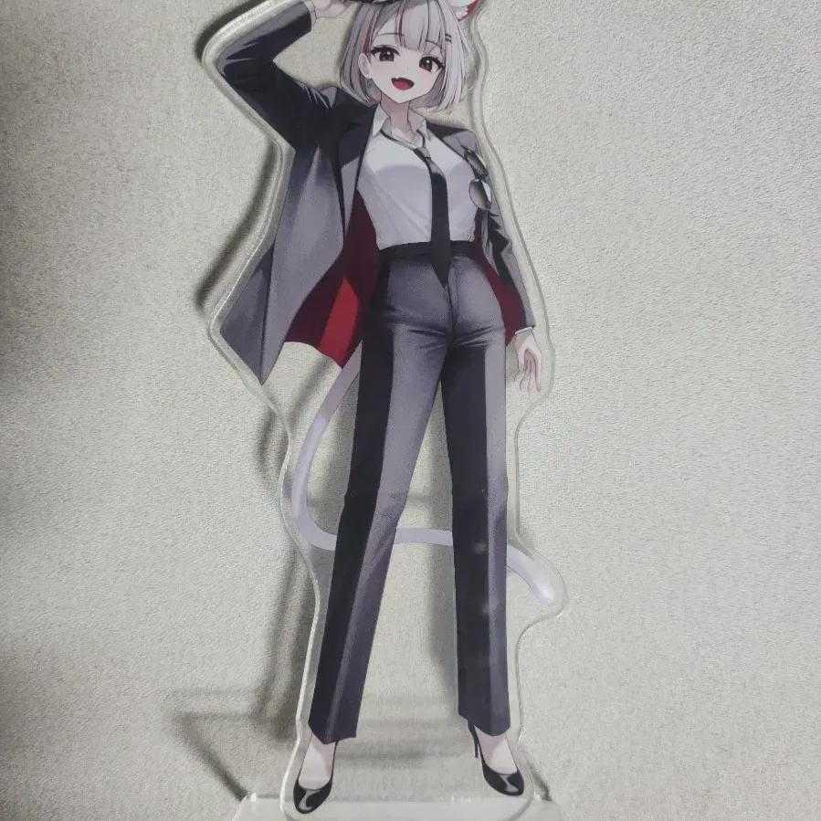 

Neneko Mashiro Suit Acrylic Stand Stellive 2nd