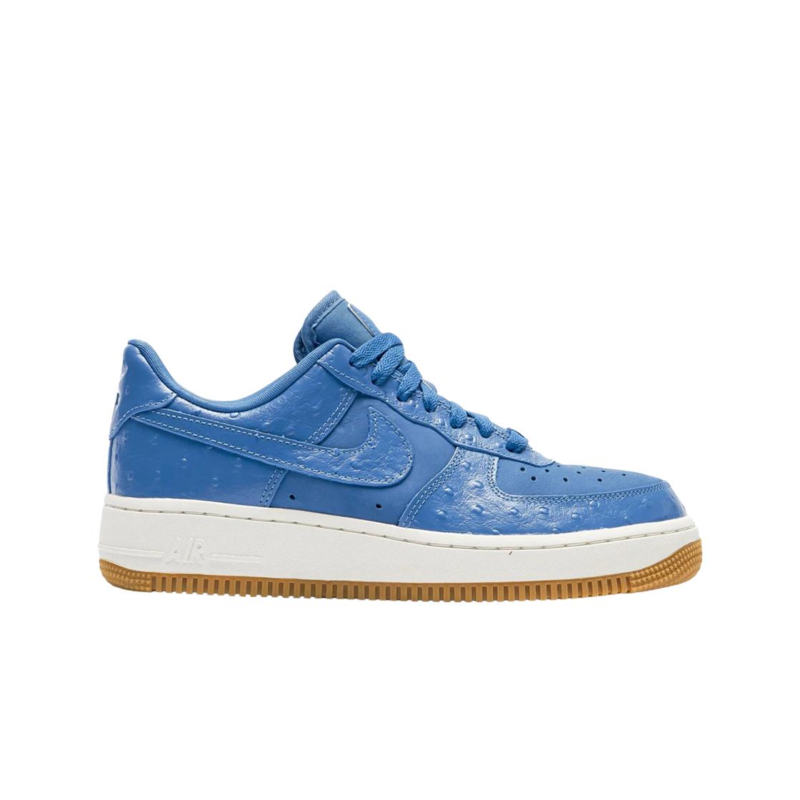 

(w) Nike Air Force 1 07 Lx Star Blue 240