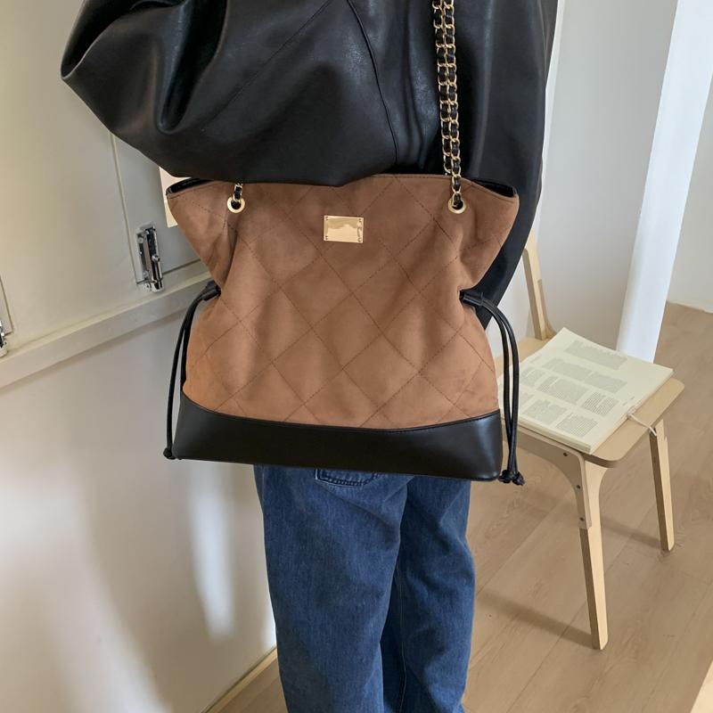 Lingge Chain Bag Vintage Bucket Bag Women's Stitching Shoulder Bag Commuter Crossbody Bag