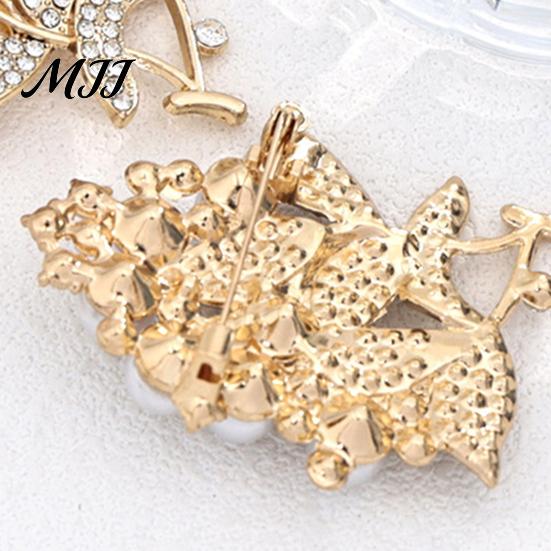 Flower Brooch Pin Branch with Faux Pearls Rhinestones, Decorative Lapel Floral for Wedding Party, Dainty Jewelry Accessory Women Girls Fashion