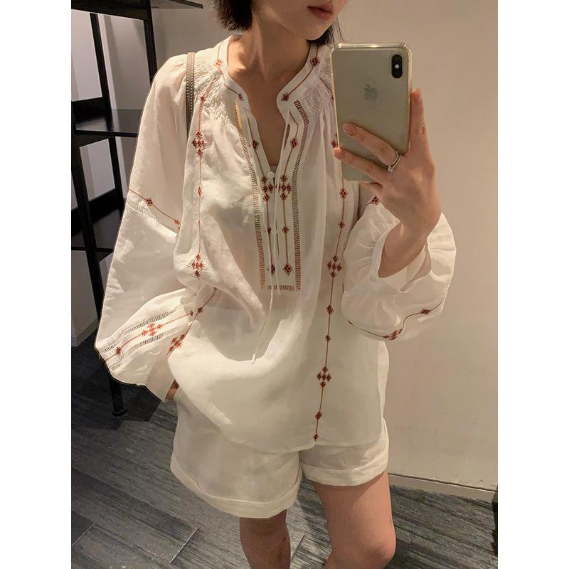 Yuan Pai, embroidered lace-up Tencel hemp crew neck shirt 1116 summer new lantern sleeves loose sunscreen top WC117