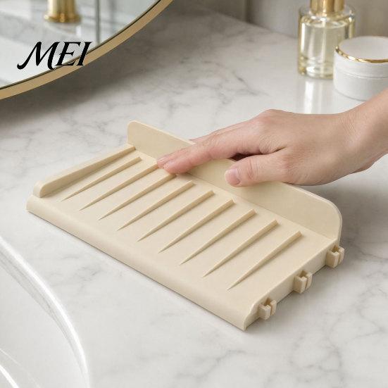 Sink Draining Mat Silicone Kitchen Faucet Mat, Foldable Splash Guard with Suction Cup, Countertop 5 Degrees Slope Water for Bathroom Multi-functional