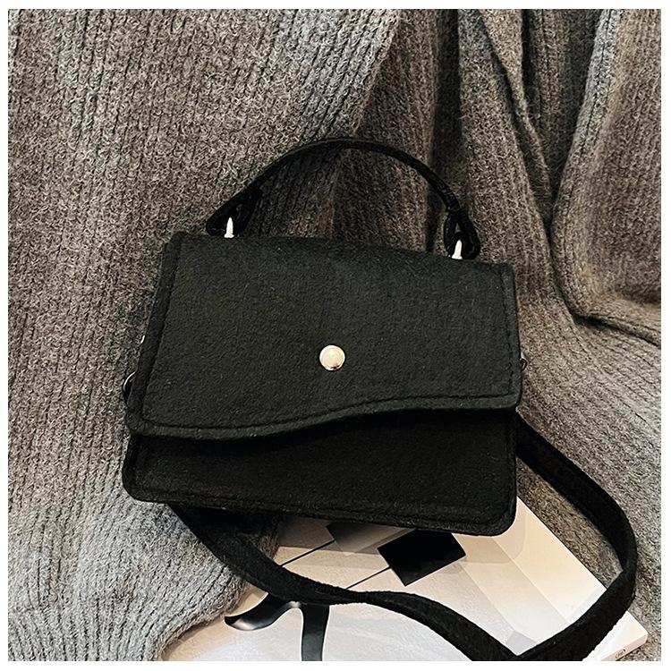 

Летняя новая мода простая фетровая наплечная сумка через плечо маленькая квадратная сумка повседневная однотонная женская сумка