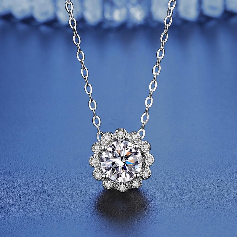 Collana Pendente in Argento Sterling S925 di Alta Gamma con Moissanite - Regalo Lussuoso per Lei